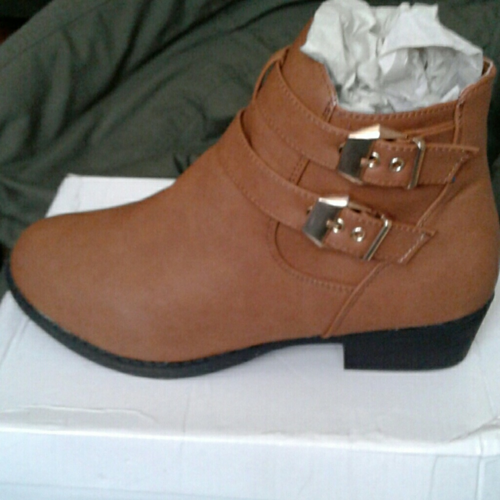 Ankle boots.